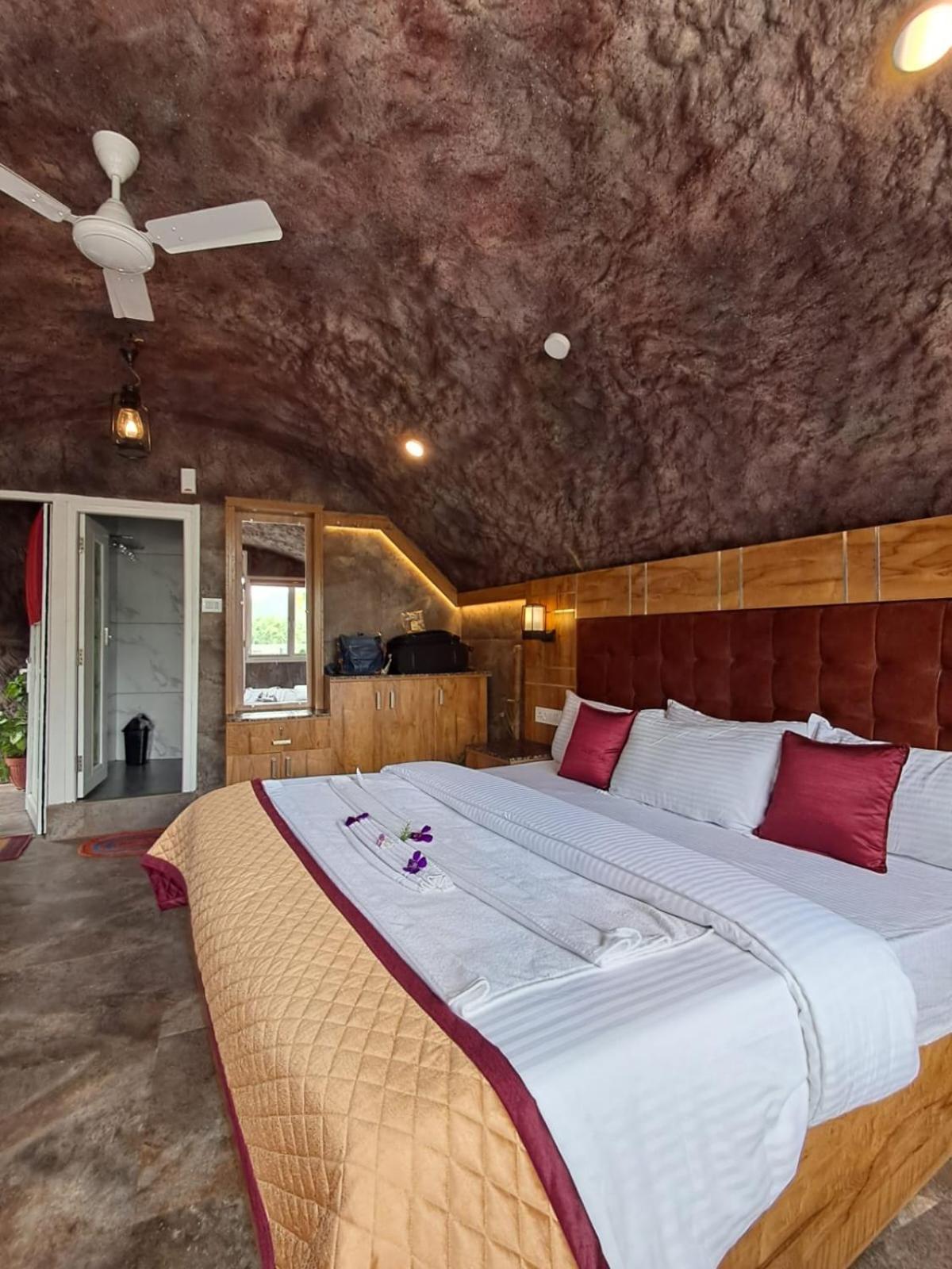 S & B Dreams House Munnar