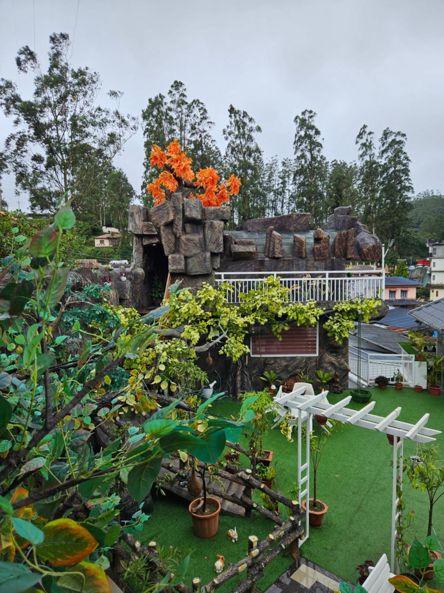 S & B Dreams House *